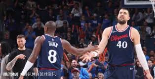 與威廉姆斯 與威廉姆斯